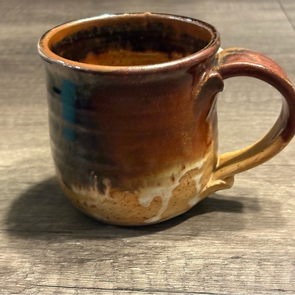 Art Studio Pottery Cat Face Mug Signed North Carolina Artisan - Picture 4 of 8